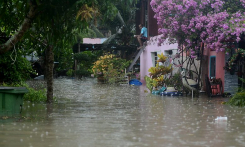 Sekarang Musim Hujan Dan Rumah  Habis  Banjir  Boleh Ke 
