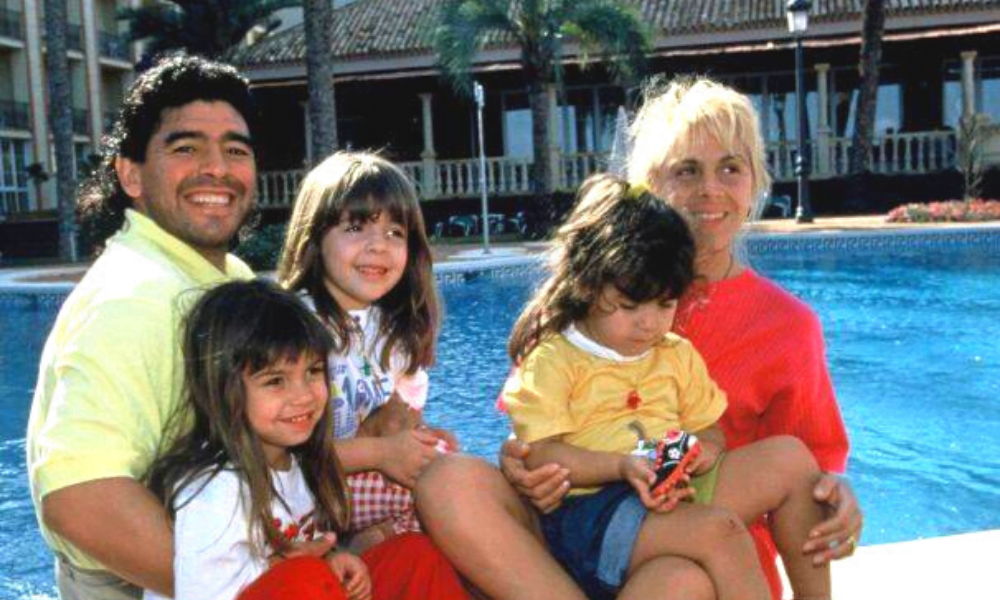 Ohmedia maradona4 | keluarga maradona sudah mula berebut harta bernilai rm200 juta walaupun kubur masih merah | trending oh Media | oh Media Ohmedia maradona4