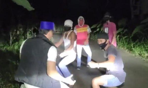Tangkapan layar video aksi pembegalan | ustaz nasihin | oh Media | oh Media Tangkapan layar video aksi pembegalan