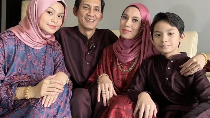 Handsome anak bujang kakak sweet sangat kongsi gambar anak anak ramai puji wajah copy paste faizal hussein isteri 637c5e07b5b46 | faizal hussein hb 4 | oh Media | oh Media Handsome anak bujang kakak sweet sangat kongsi gambar anak anak ramai puji wajah copy paste faizal hussein isteri 637c5e07b5b46