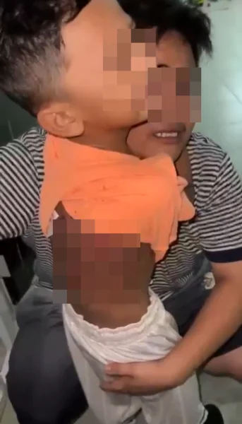 Jiran Bongkar Budak 7 Tahun Kena Dera, Ibu Dan Kawan Pengkid Menangis Minta Dilepaskan | Oh! Media