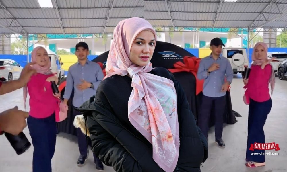 Puteri Sarah DIdakwa Dapat Hadiah Kereta Dari Syamsul Yusof