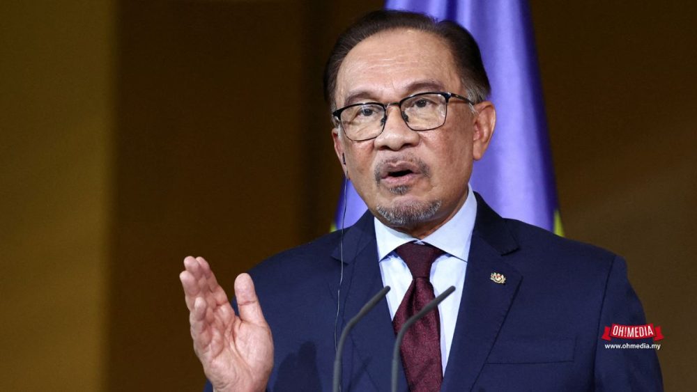 Anwar Ibrahim Mahu Lagu ‘Solidariti Perjuangan’ Main Di Semua Kementerian
