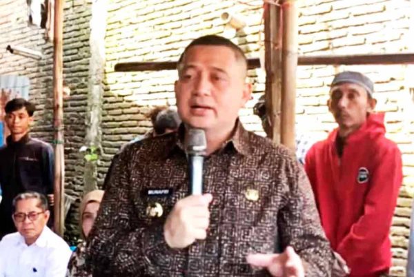 Datuk Bandar Tegur Golongan B40 – “Orang Gaji Sikit, Jangan Asyik Tambah Anak”