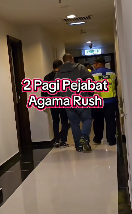 “Tengah Gosok Baju Tiba-Tiba..” –  Pasangan Panik Kena ‘Rush’ Orang Pejabat Agama Jam 2 Pagi