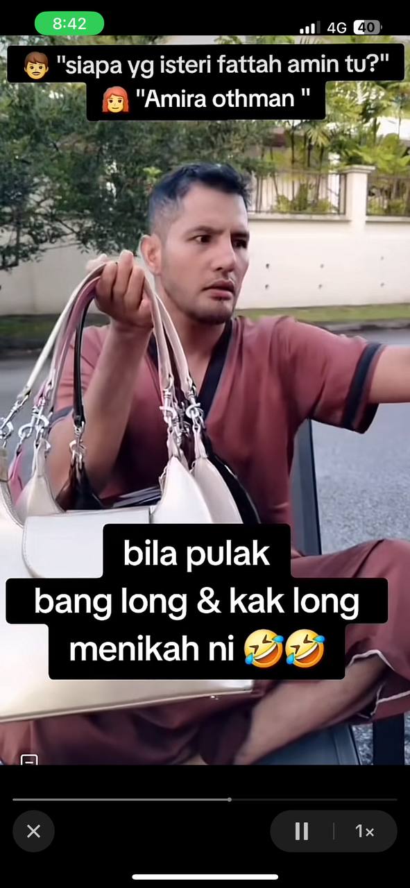 Photo 6156779879186679072 y