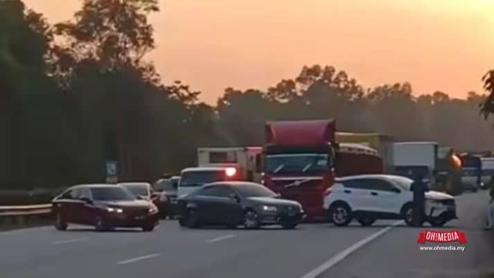 Ohmedia kereta halang laluan