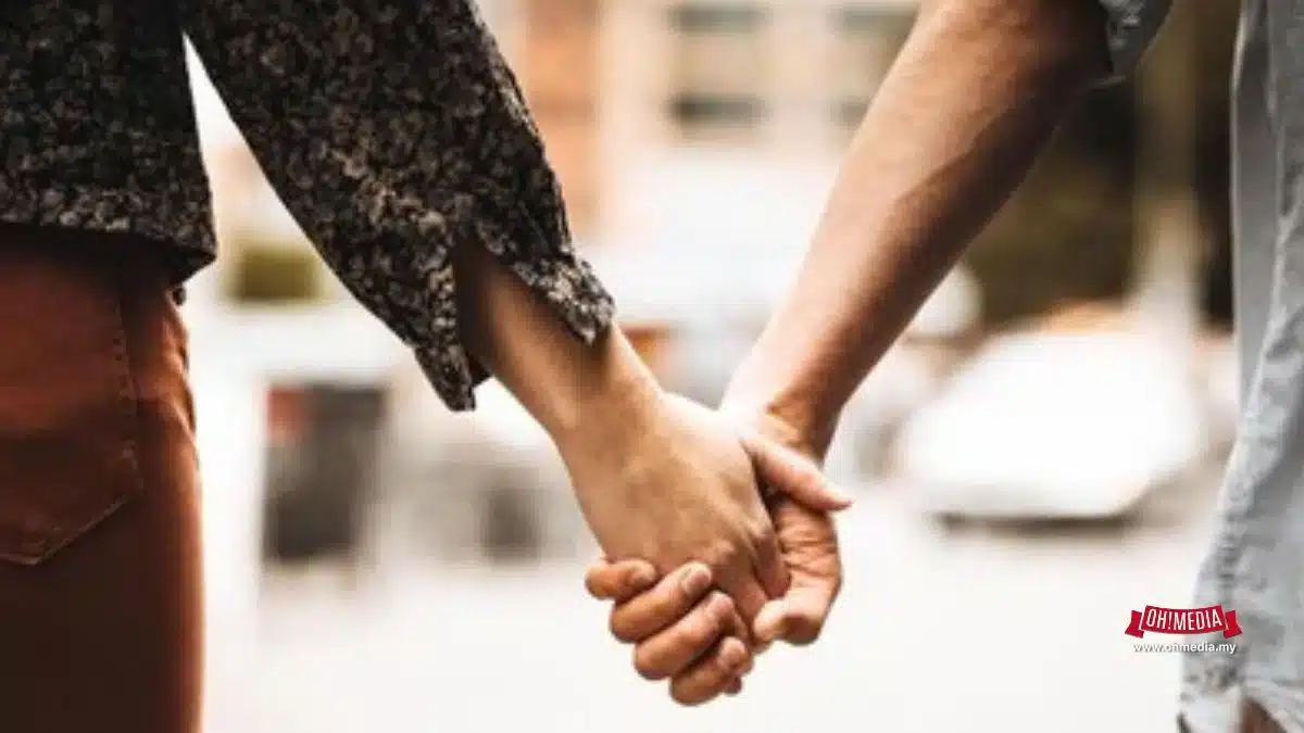 Ahli Politik Tak Restu Anak Perempuan Jalinkan Hubungan Dengan Penyanyi Terkenal Berstatus Suami Orang | Trending – Oh! Media