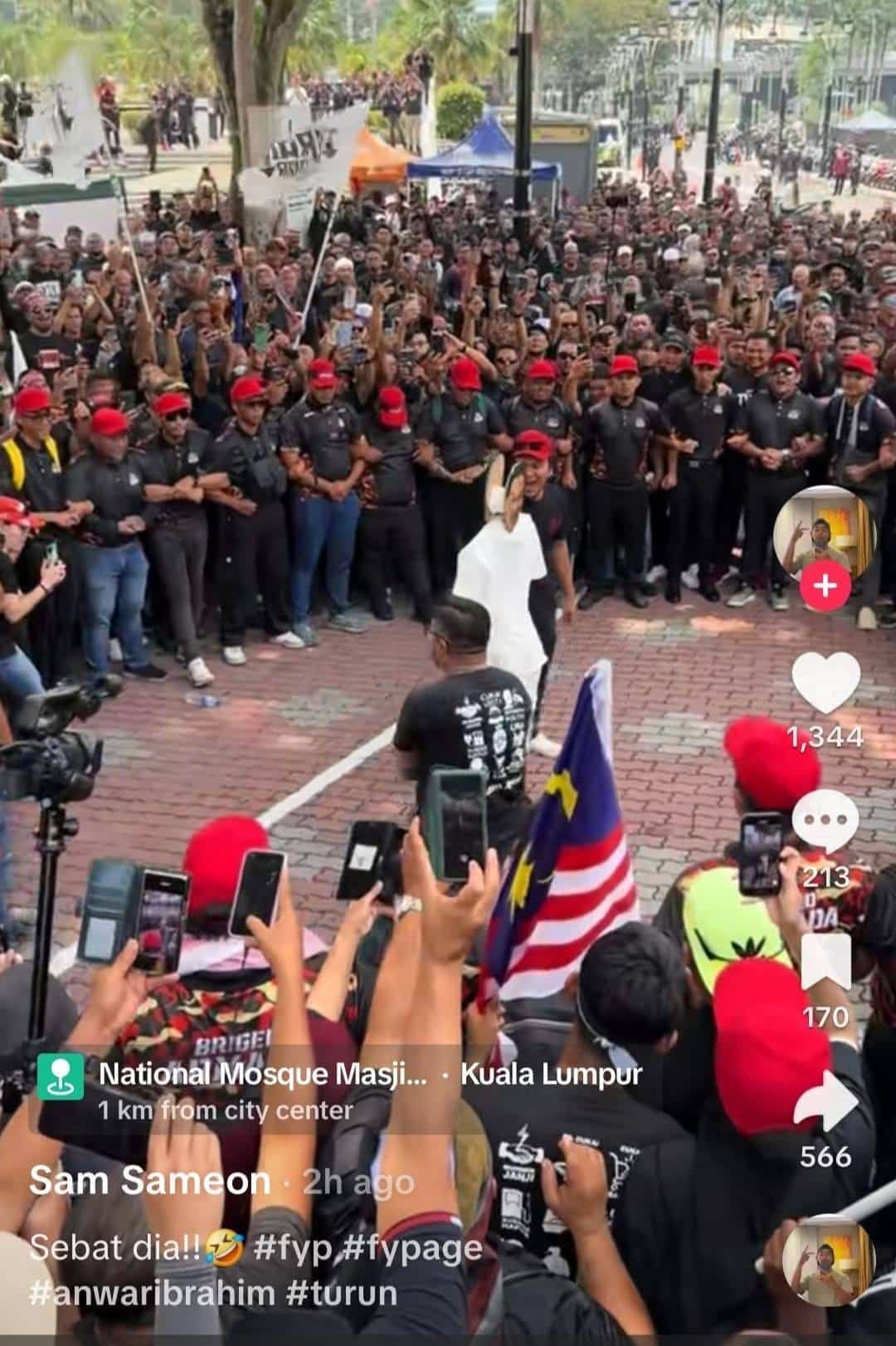 Perhimpunan anwar | polis siasat peserta bawa patung mirip perdana menteri ke perhimpunan | trending oh Media | oh Media Perhimpunan Anwar