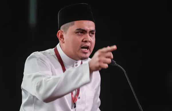 Akmal Saleh Tiba Di Mahkamah Atas Dakwaan Menyebabkan Ketakutan Kepada Awam