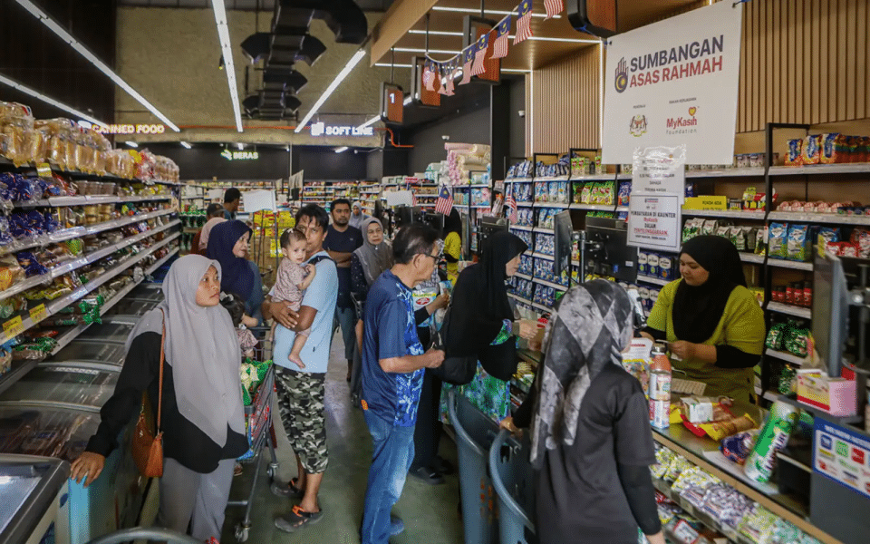 | gadis tergamam tengok baki sara tinggal rm5 70 syak orang lain guna | oh Media