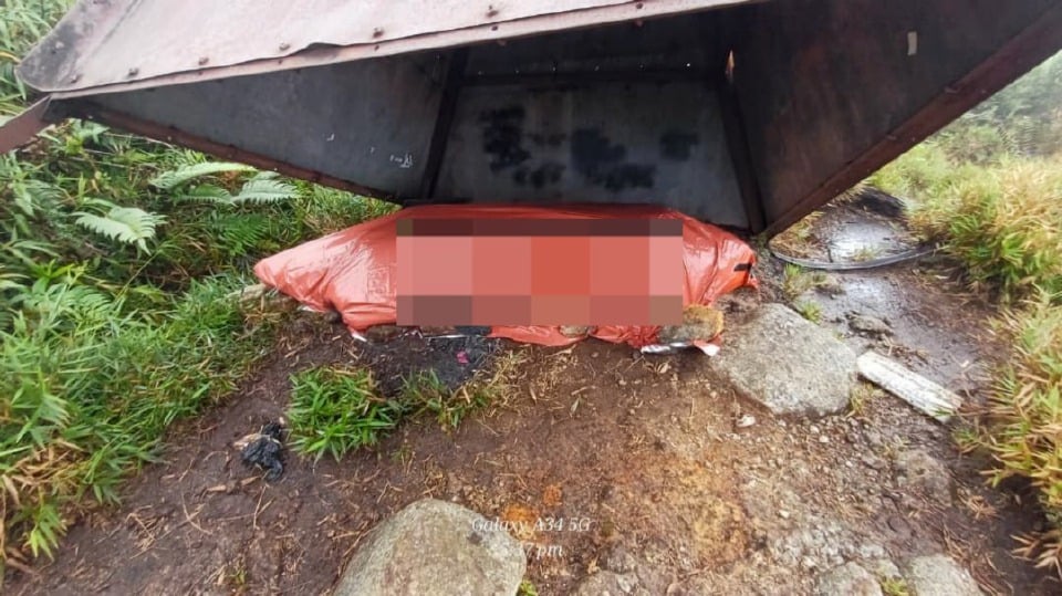 “Ditinggalkan Seorang Diri?” — Pendaki Gunung Liang Ditemui Maut, Netizen Persoal Tindakan Sweeper Lepas Tangan