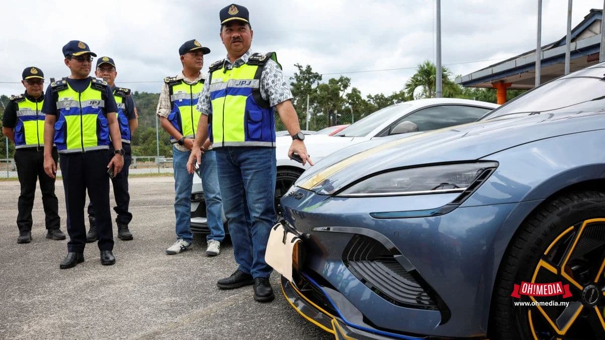 JPJ Sita Vellfire Dan Brabus Milik Bekas Bintang Bola Sepak, Pakar Motivasi JPJ Sita Vellfire Dan Brabus Milik Bekas Bintang Bola Sepak, Pakar Motivasi