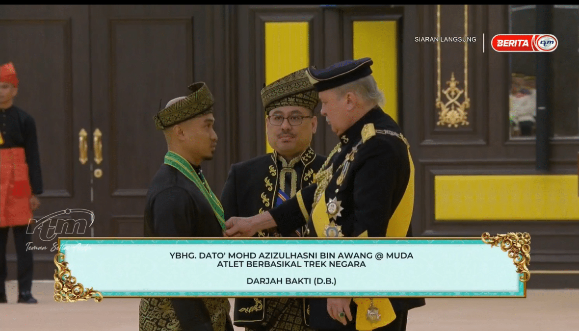 | azizulhasni awang cipta sejarah terima darjah bakti dari agong | oh Media