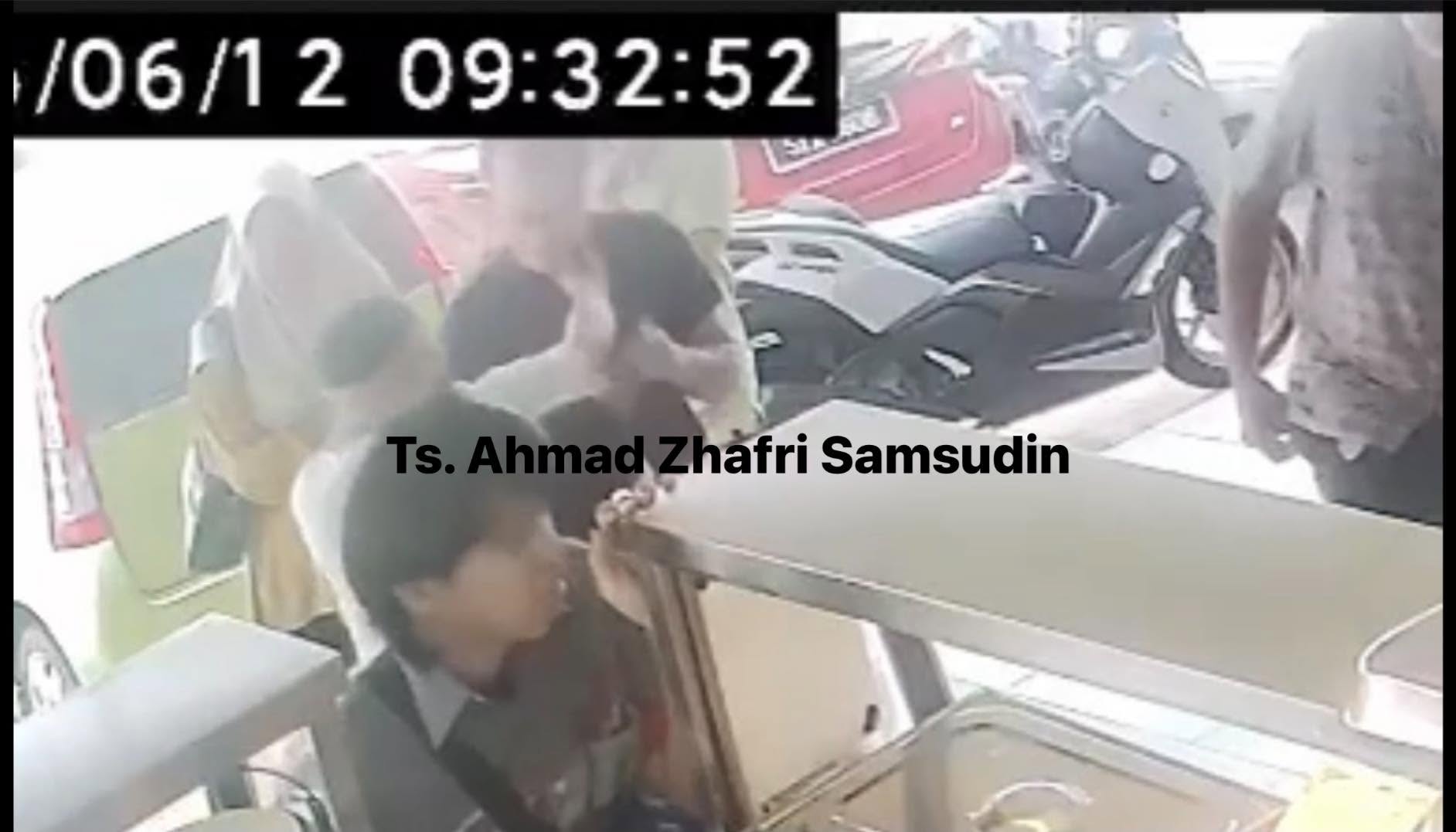 | aku tak lawan bukan sebab aku lemah lelaki dakwa ditumbuk warga emas ketika beratur beli nasi lemak | oh Media warga emas