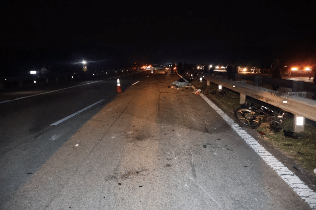 | terlanggar belakang kereta itu empat maut selepas 12 motosikal terlibat nahas di lpt | oh Media
