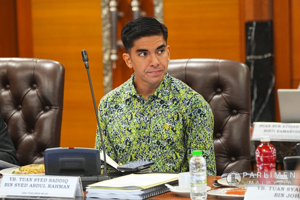 | syed saddiq kekal bebas dalam kes dana armada 2 1 | oh Media