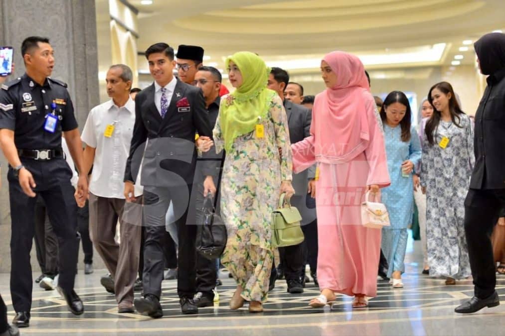 Telegram cloud  size 5 6244639044457402373 y