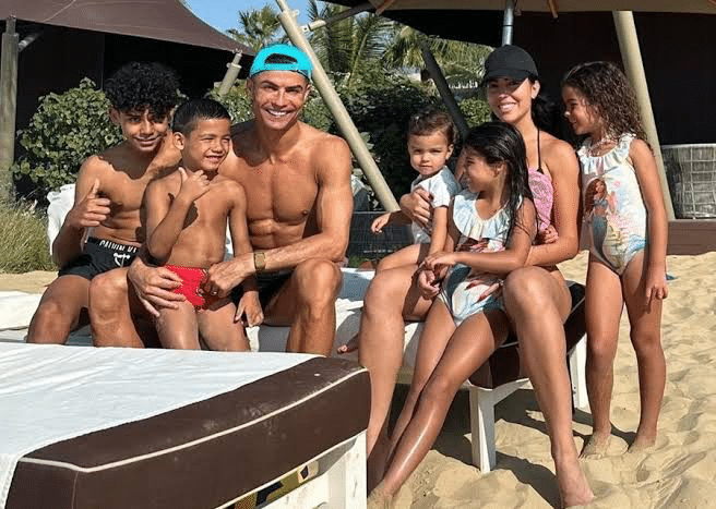 | cristiano ronaldo sah bergelar suami bersama wanita bertuah ini | oh Arena oh Media | oh Media