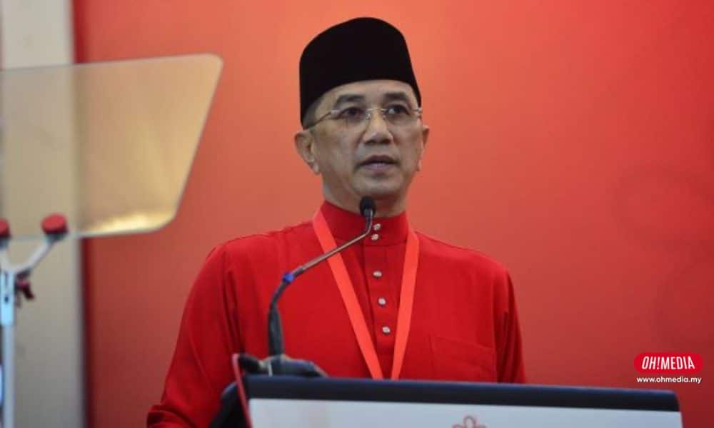 ohmedia ohmedia featured azmin ali bersatu