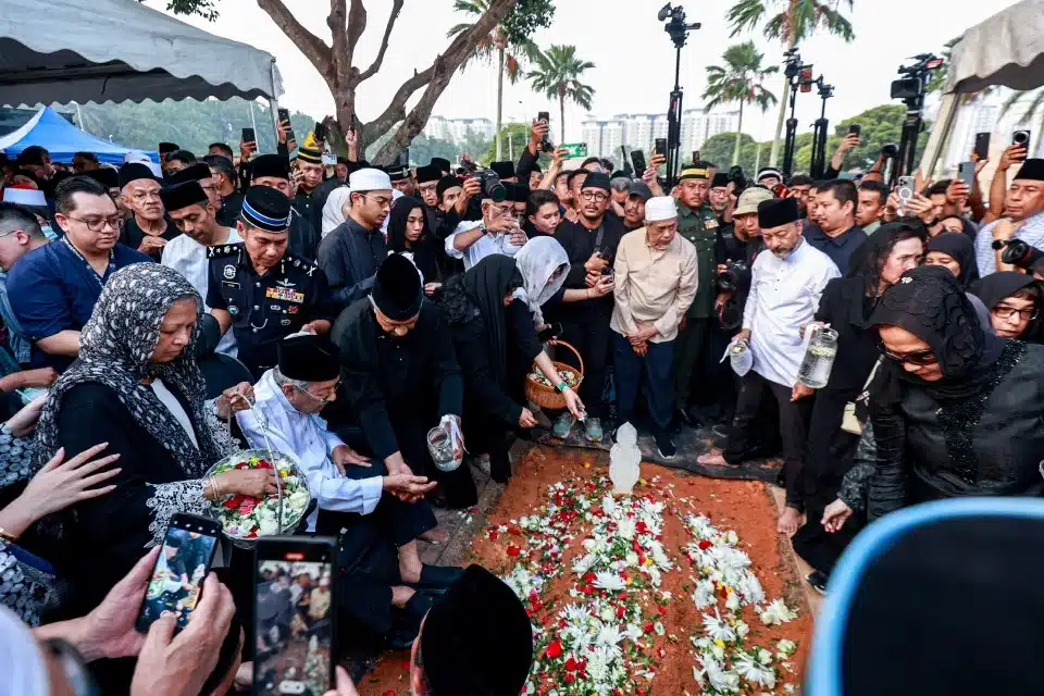 pusara tun dr hasmah